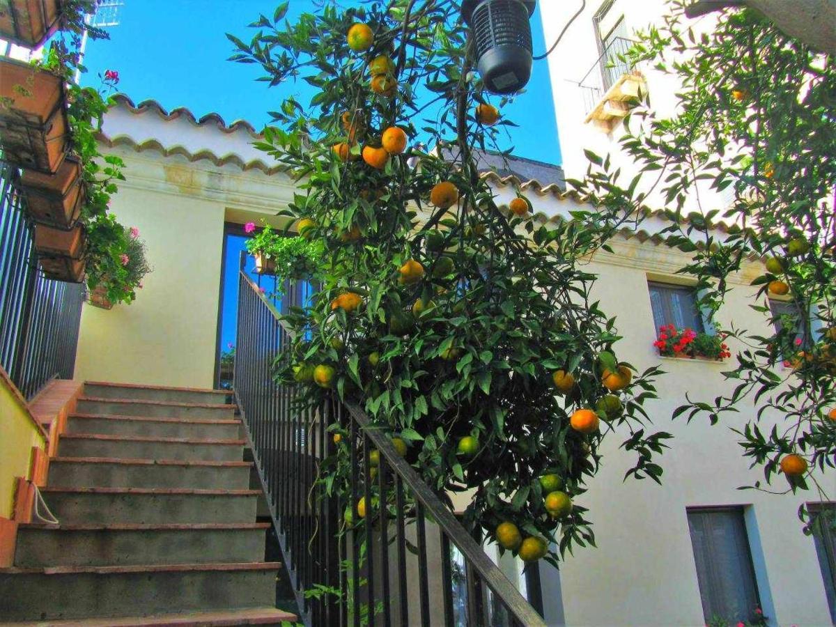 B&B Comeinsicily Cortedeilimoni Charming & Relax Acireale Exterior photo